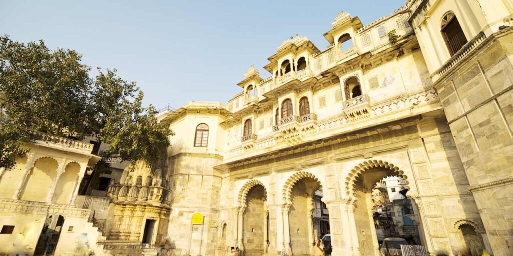 Udaipur-Bagore Ki Haveli